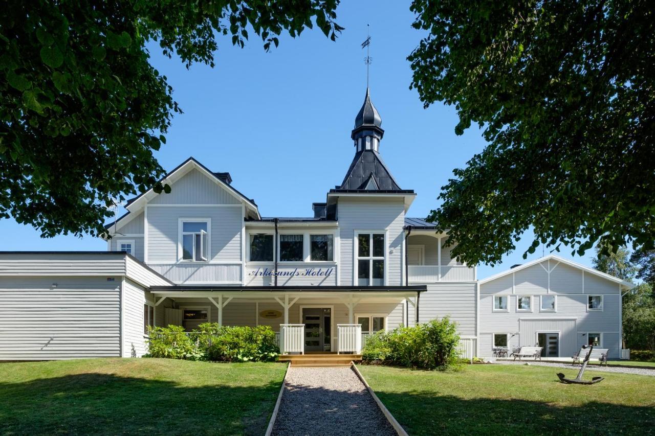 Arkoesunds Hotell Arkosund Extérieur photo